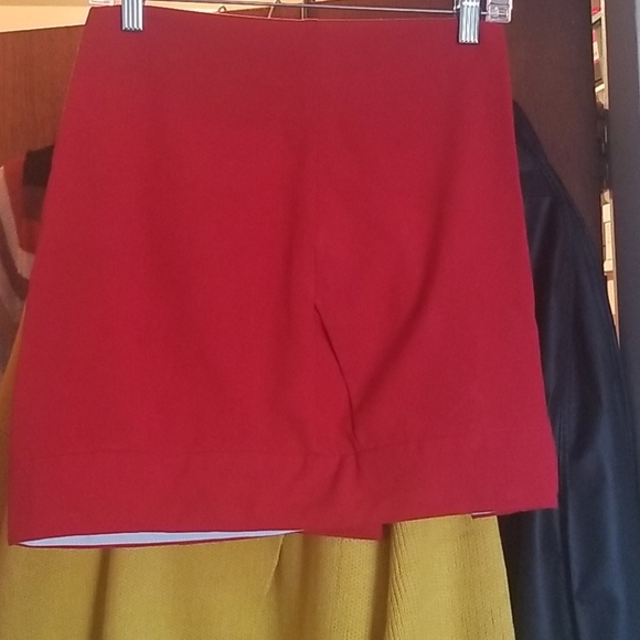 Beautiful Red Cropped Pants - Picture 1 of 2